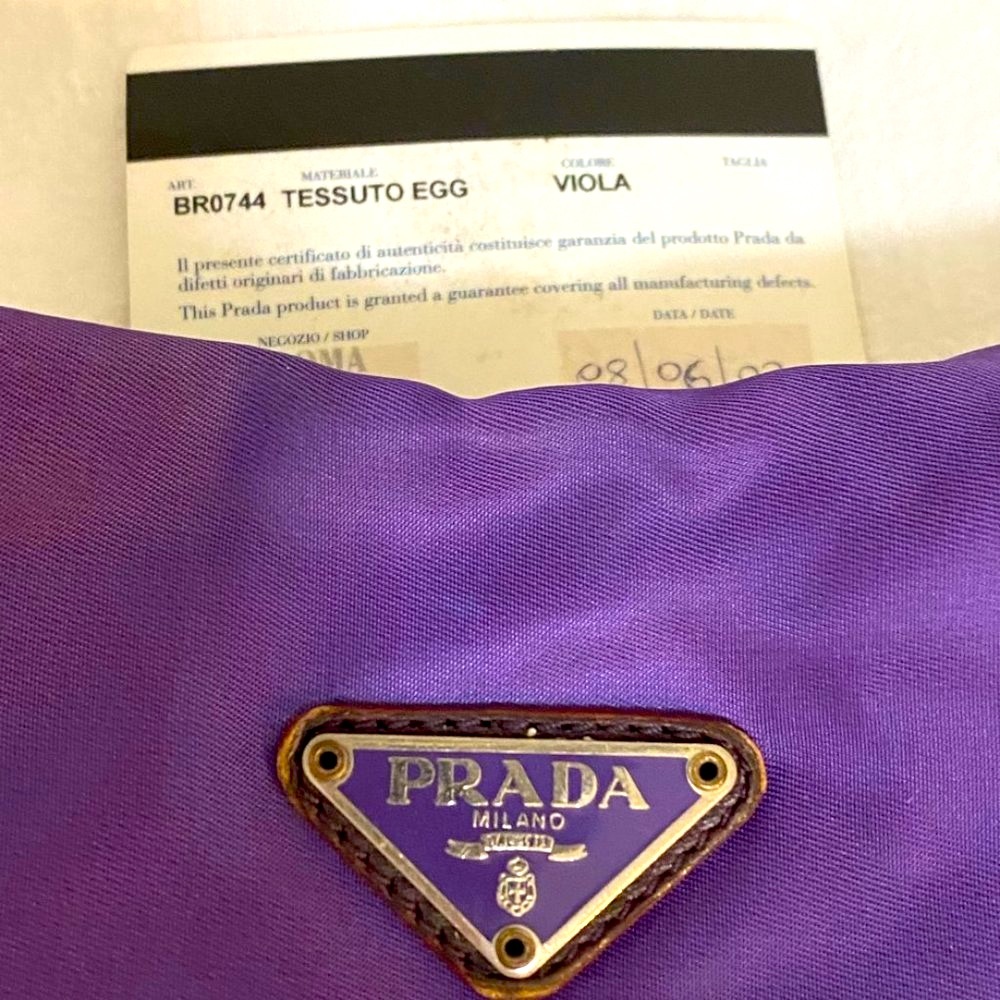 Vintage & Rare Purple Prada Tessuto Egg Fabric Bag - Picture 4 of 16
